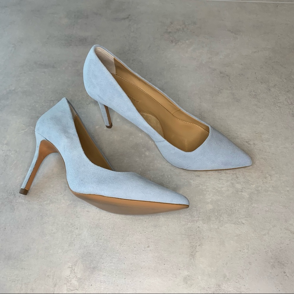 Banana Republic, Blake 12 hour Pump, blue suede